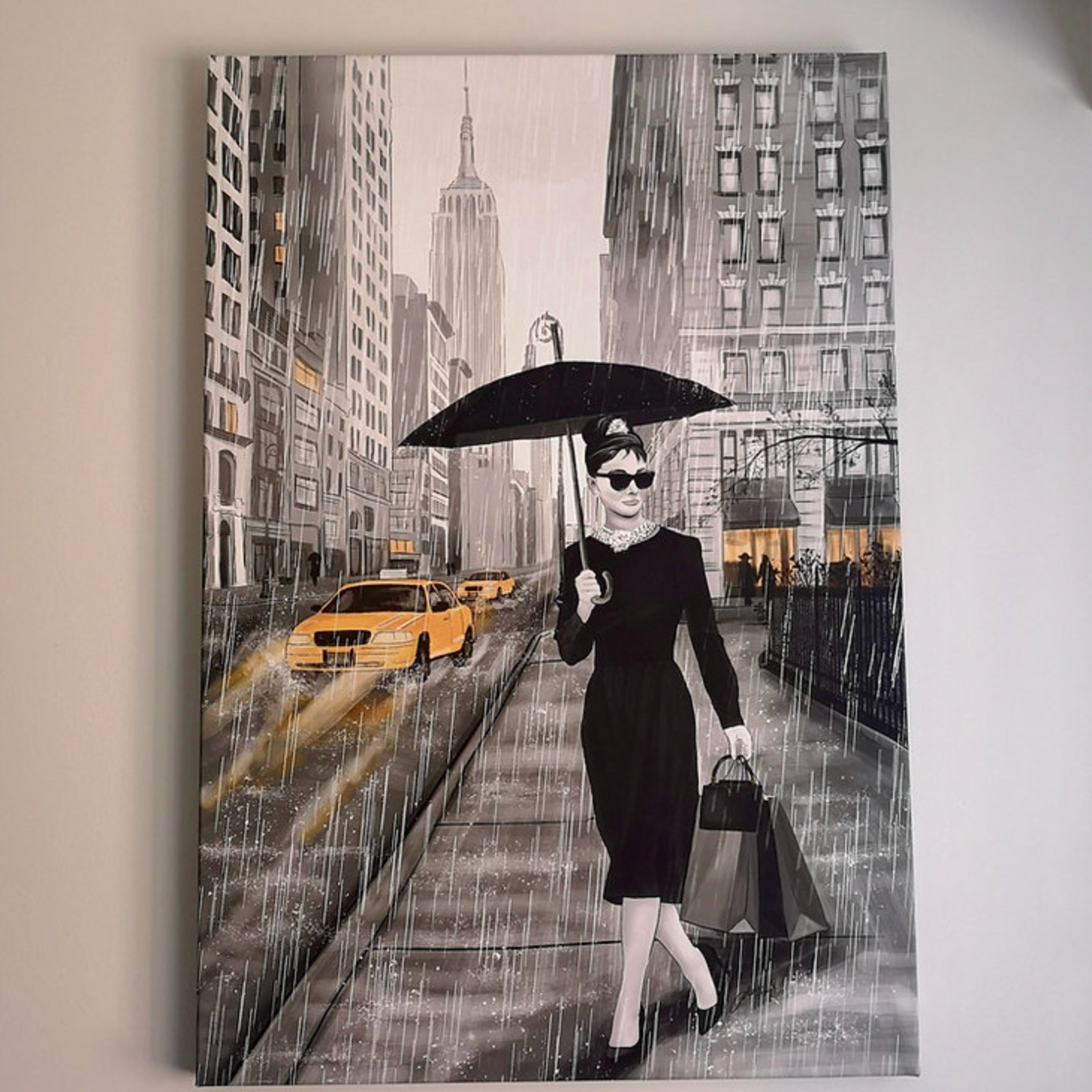 Audrey Hepburn in New York - Canvas