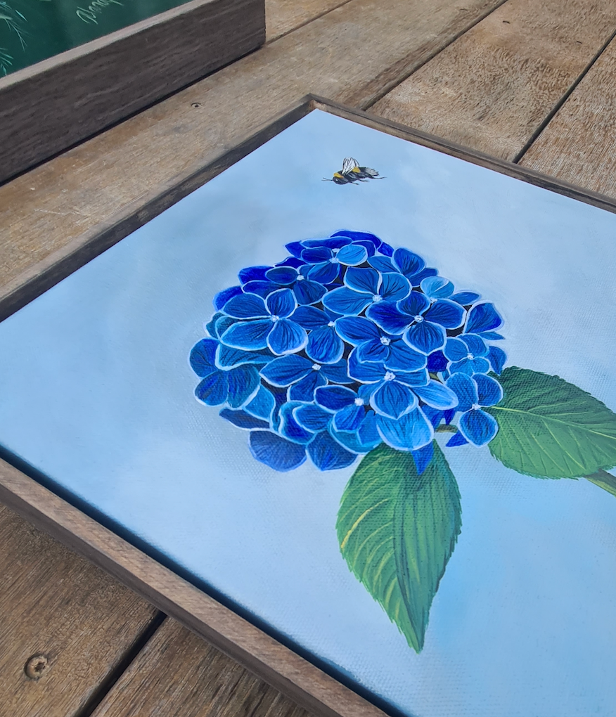 Hydrangea & Bee - ORIGINAL